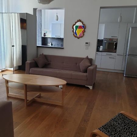Deluxe Apartment 5P Mm Вена Экстерьер фото