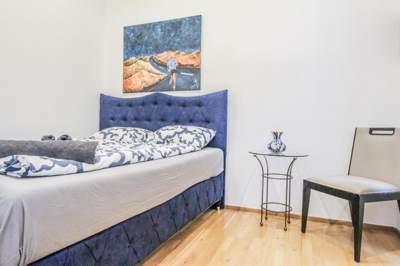 Deluxe Apartment 5P Mm Вена Экстерьер фото